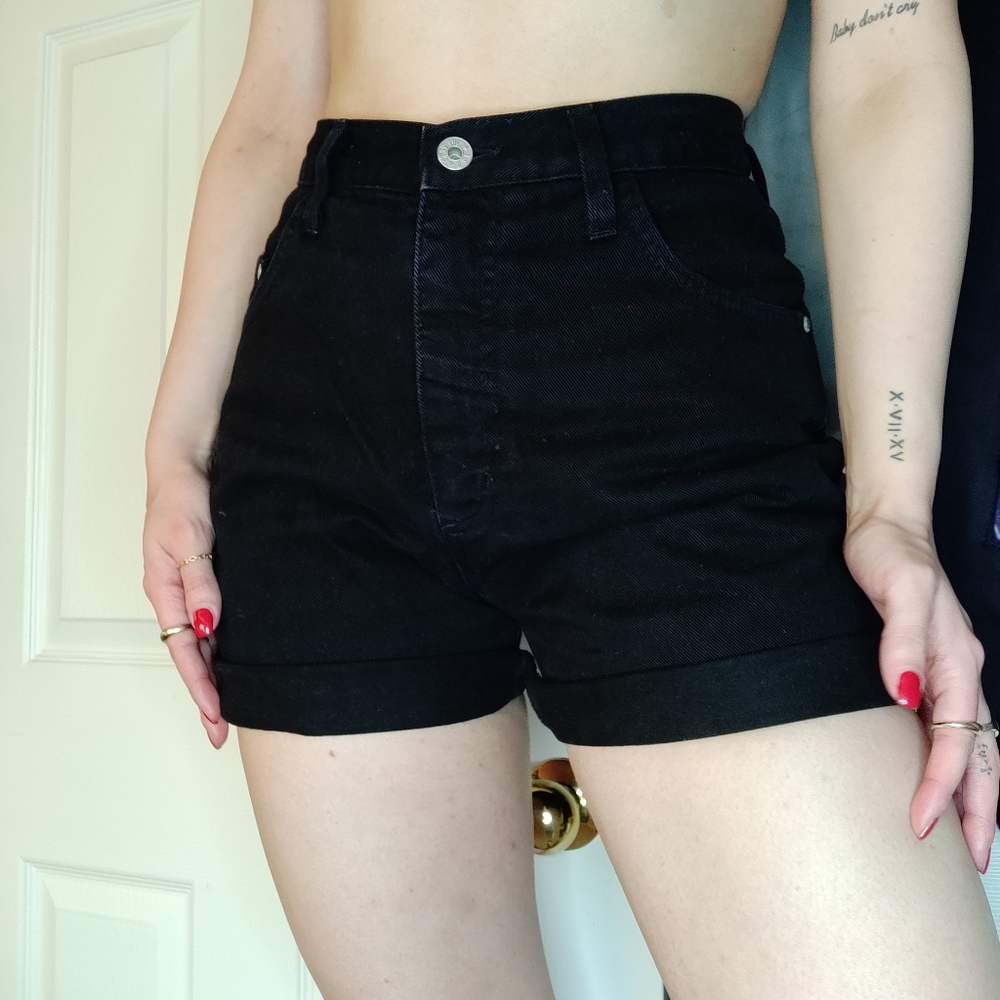 VINTAGE LONG DENIM HIGH WAIST MOM SHORTS - Picture 8 of 8